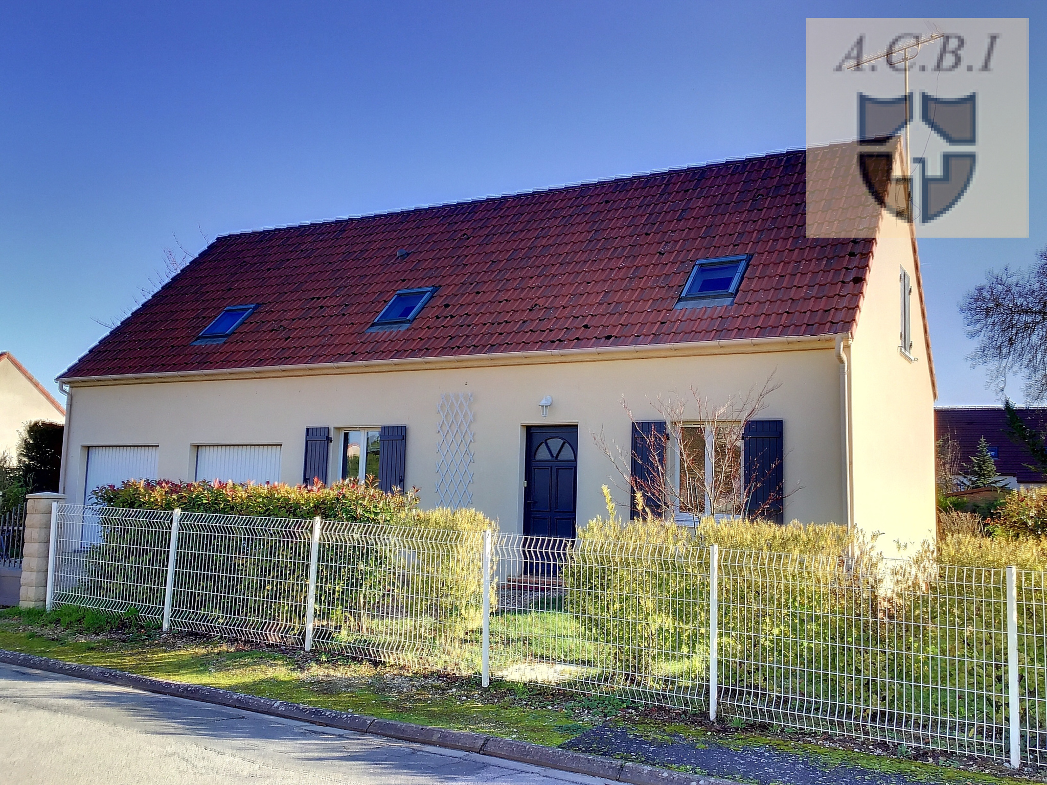 vente MAISON 5 MIN OUEST OUZOUER LE MARCHE